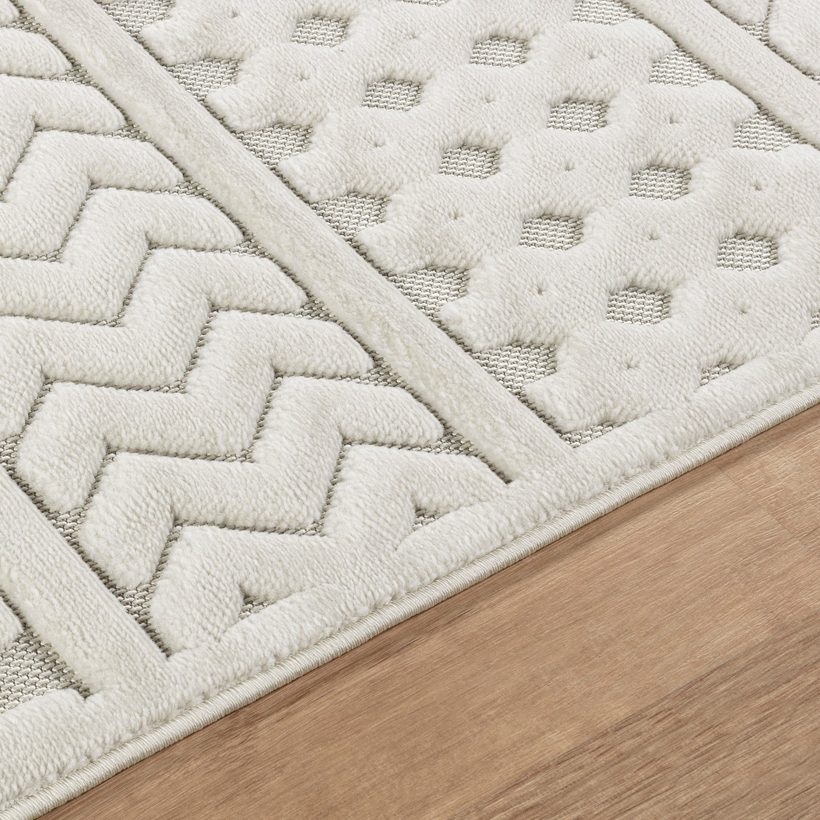 HARUKA In- & Outdoor 3D High & Low Pile Textured White Area Rug