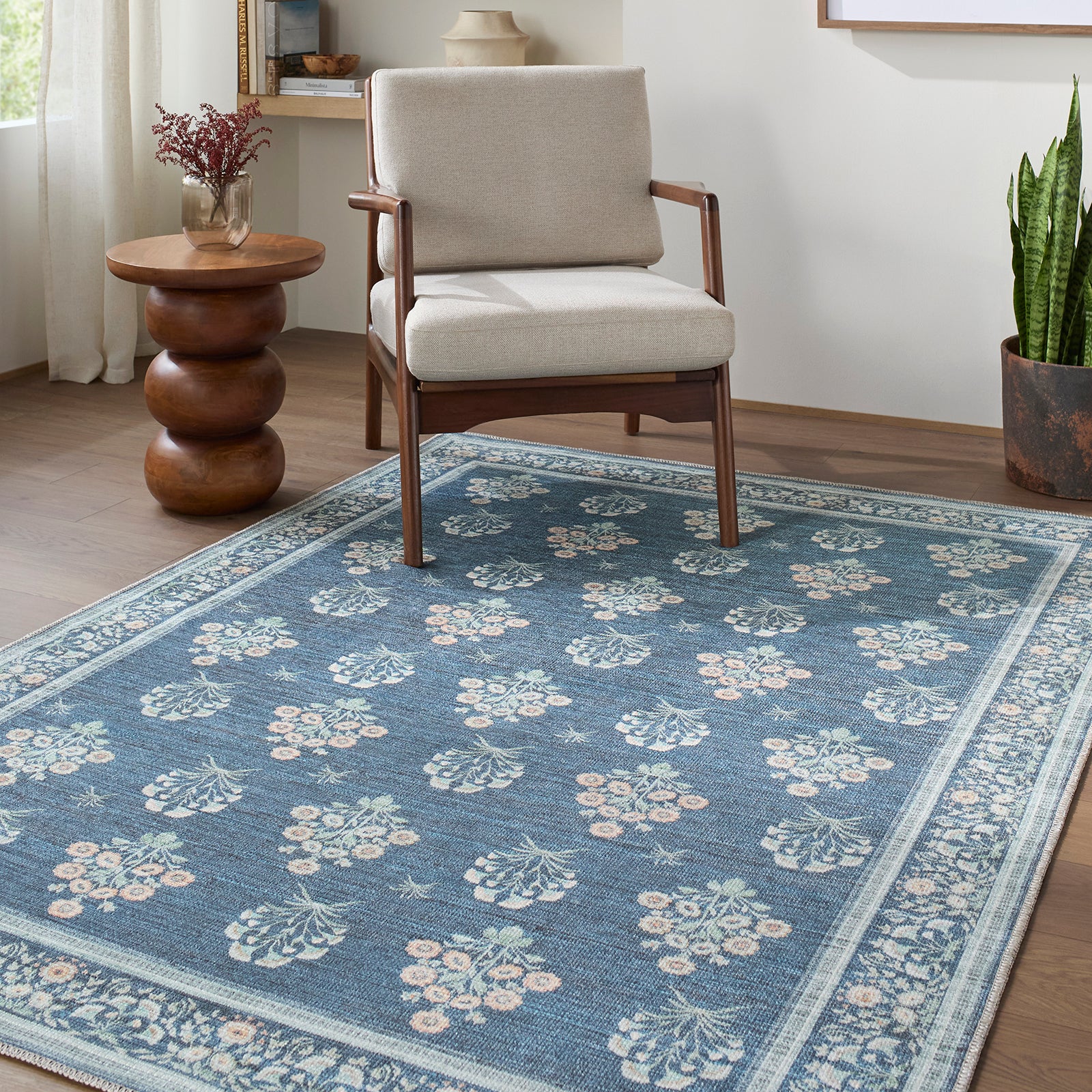 Thistle Washable Modern Floral Living Dining Rug