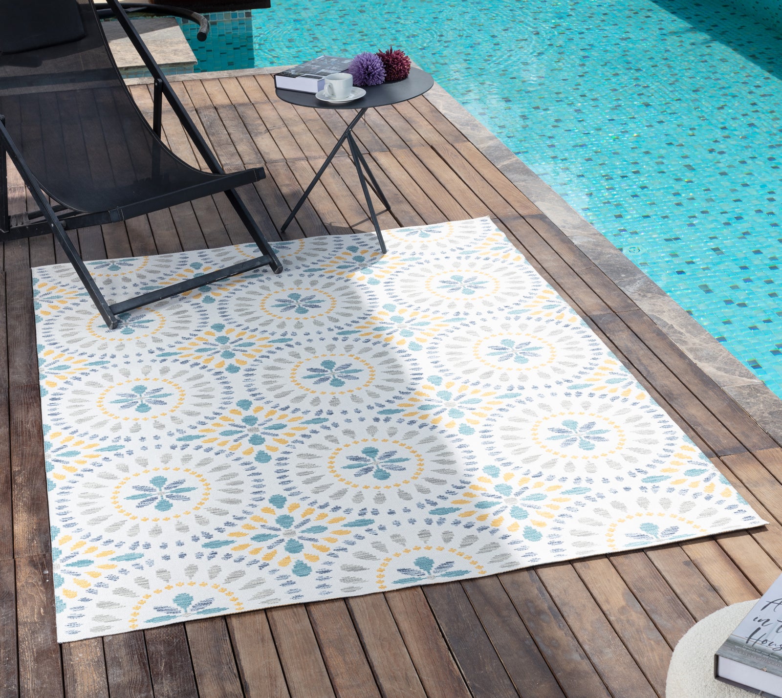 DHENA In- /Outdoor Rug