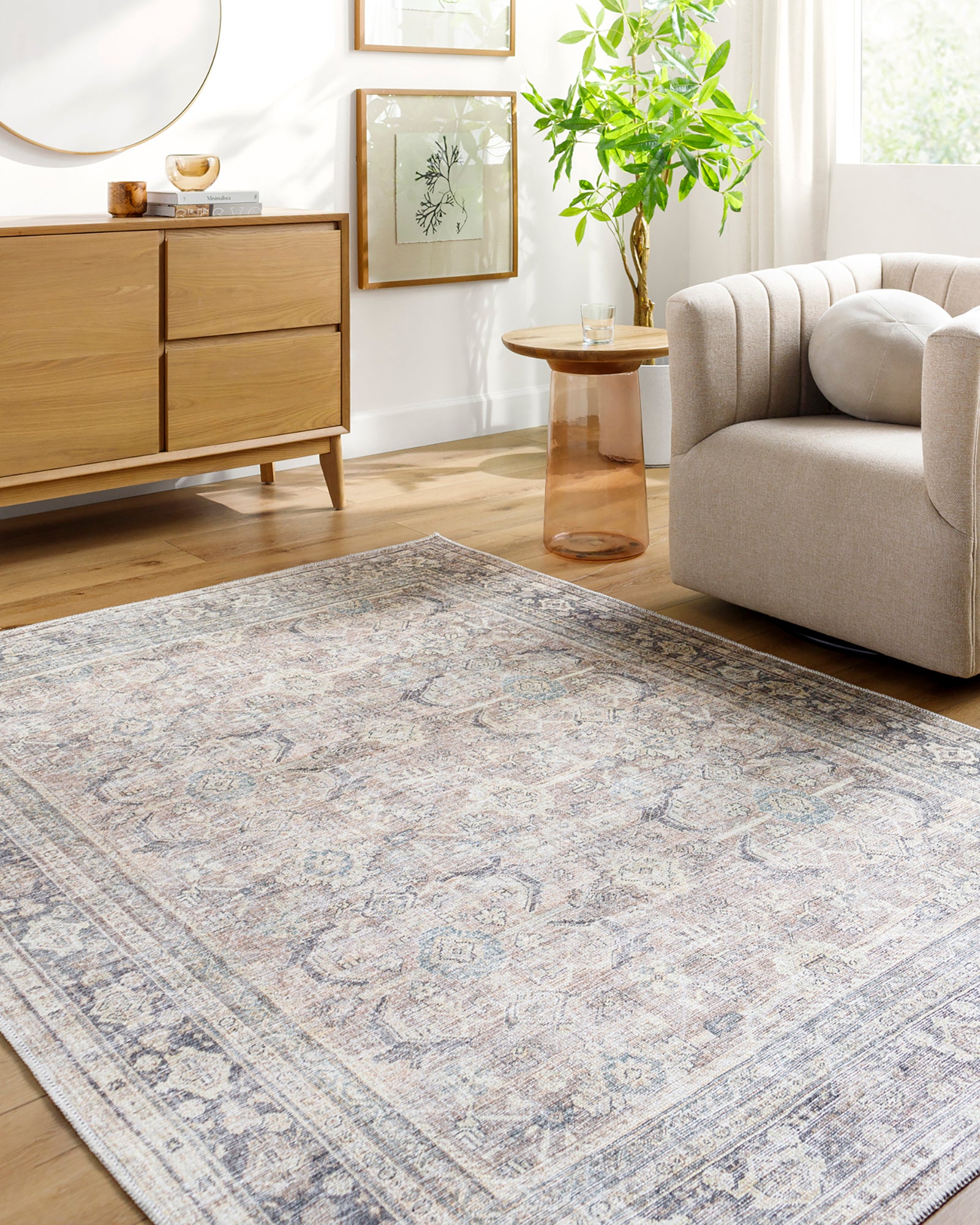 SHALINI Machine Washable Vintage Area Rug