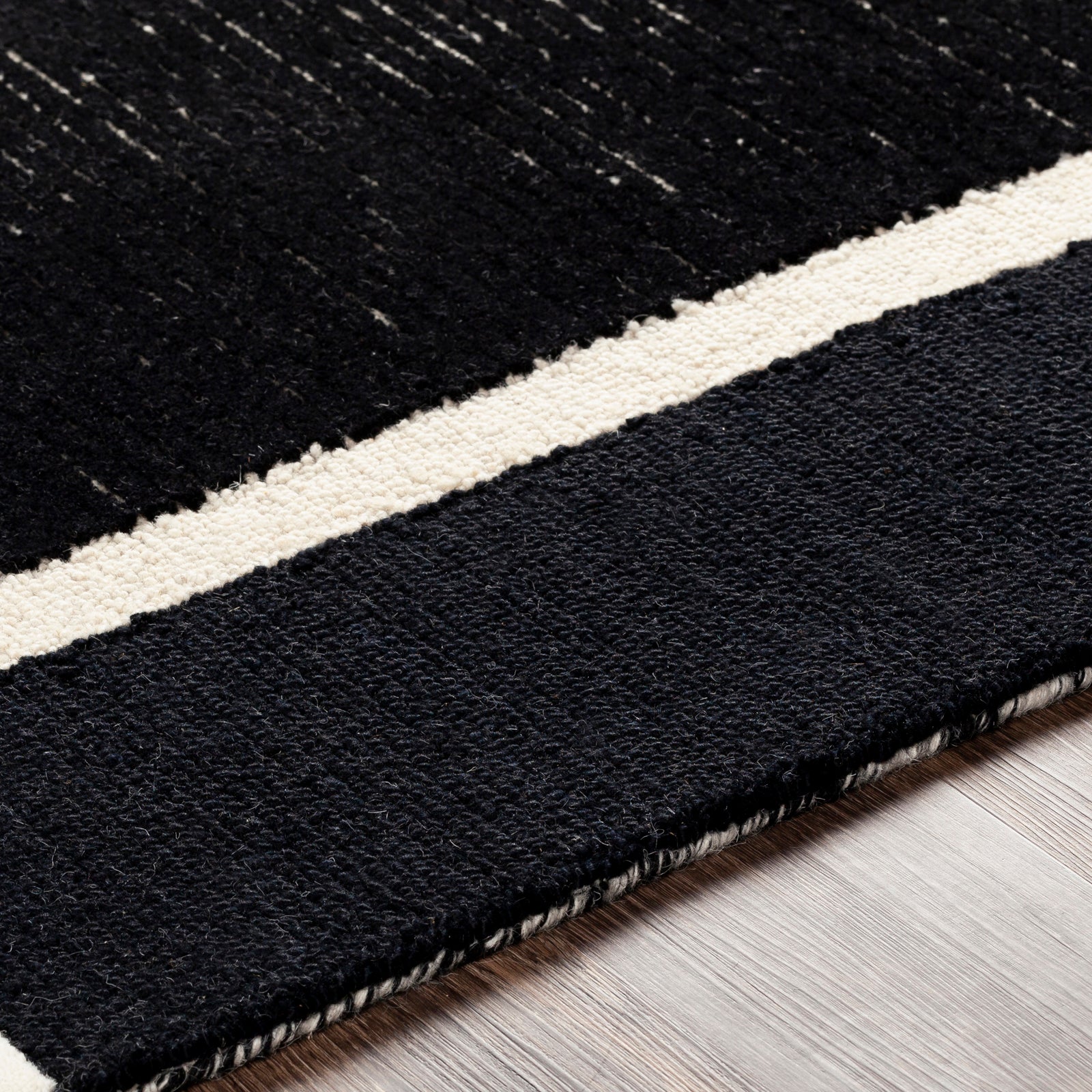 AANYA Hand-Tufted Modern Wool Black Area Rug