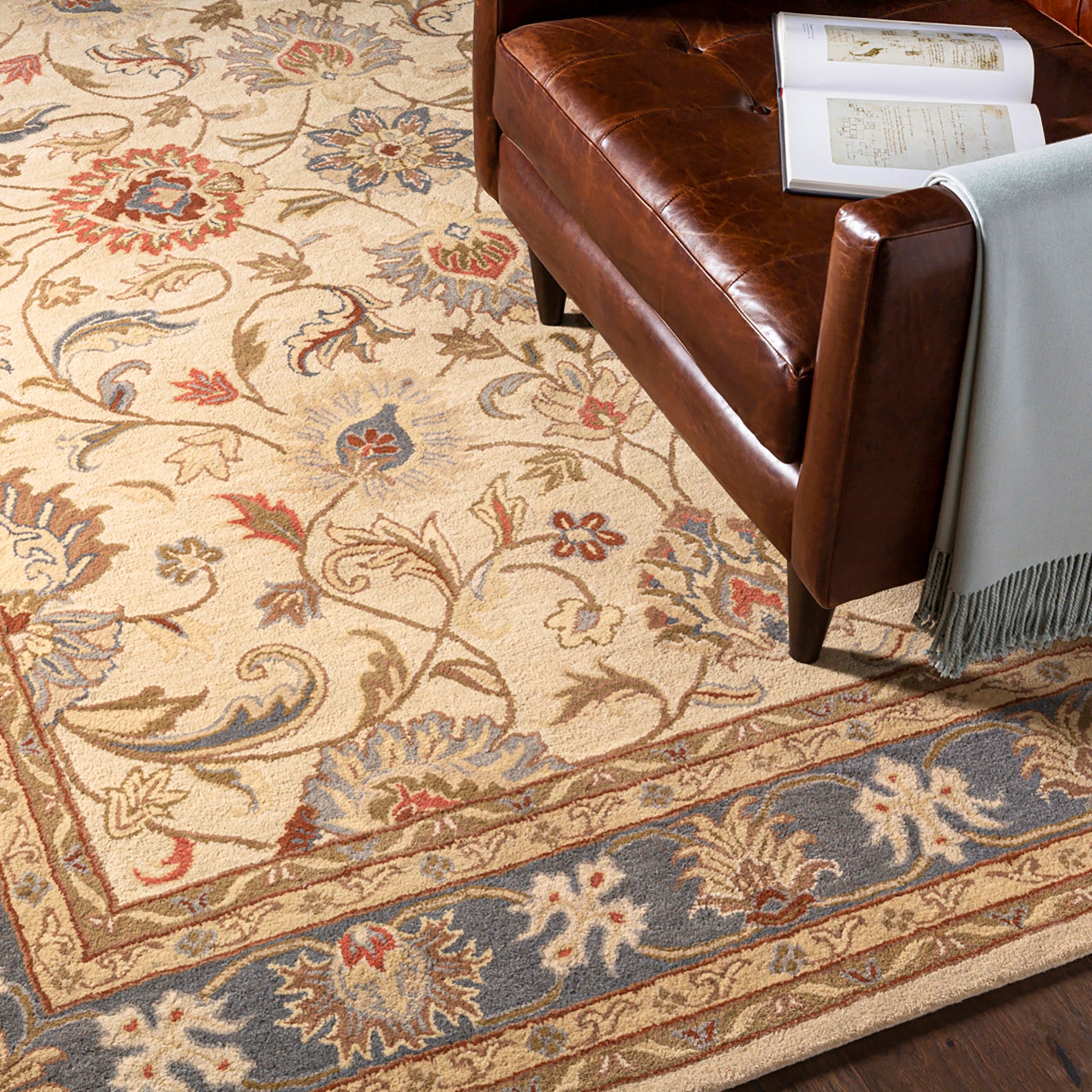 ANJALI Hand-Tufted Traditional Wool Tan Area Rug