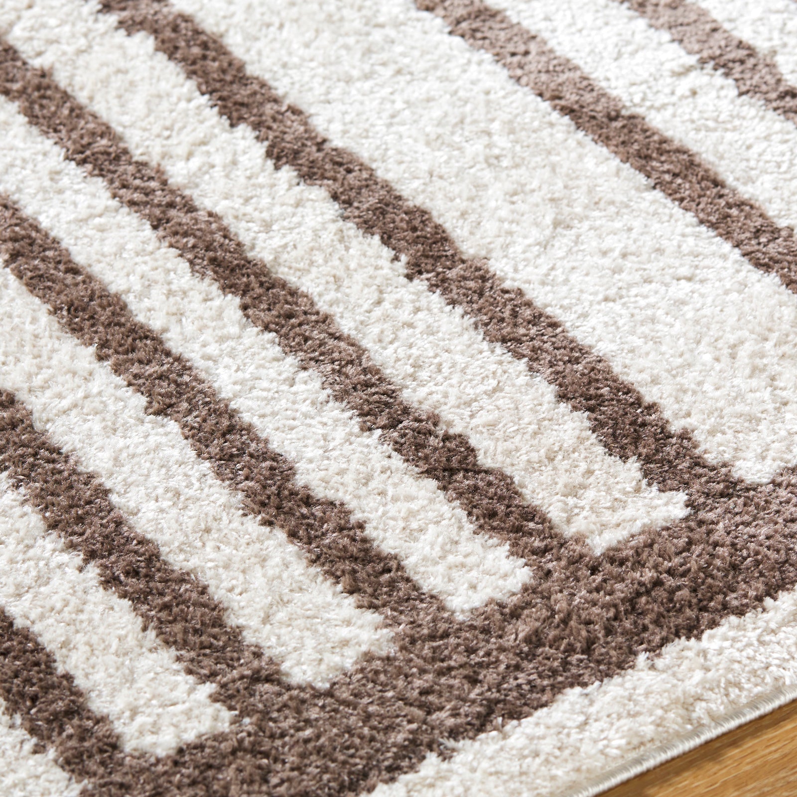 LUCILE Machine Washable Modern Shaggy Dark Brown Area Rug