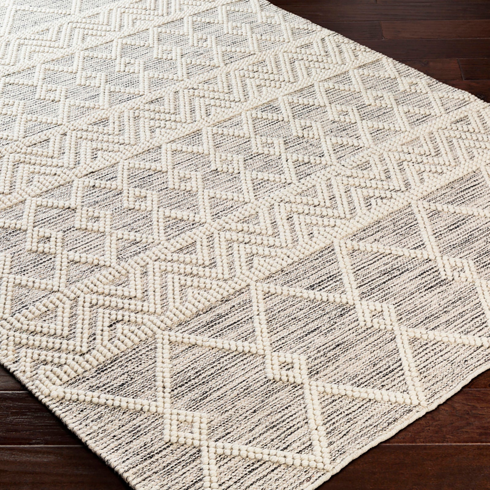 ISHANI Hand-Woven Global Wool Charcoal Runner Rug