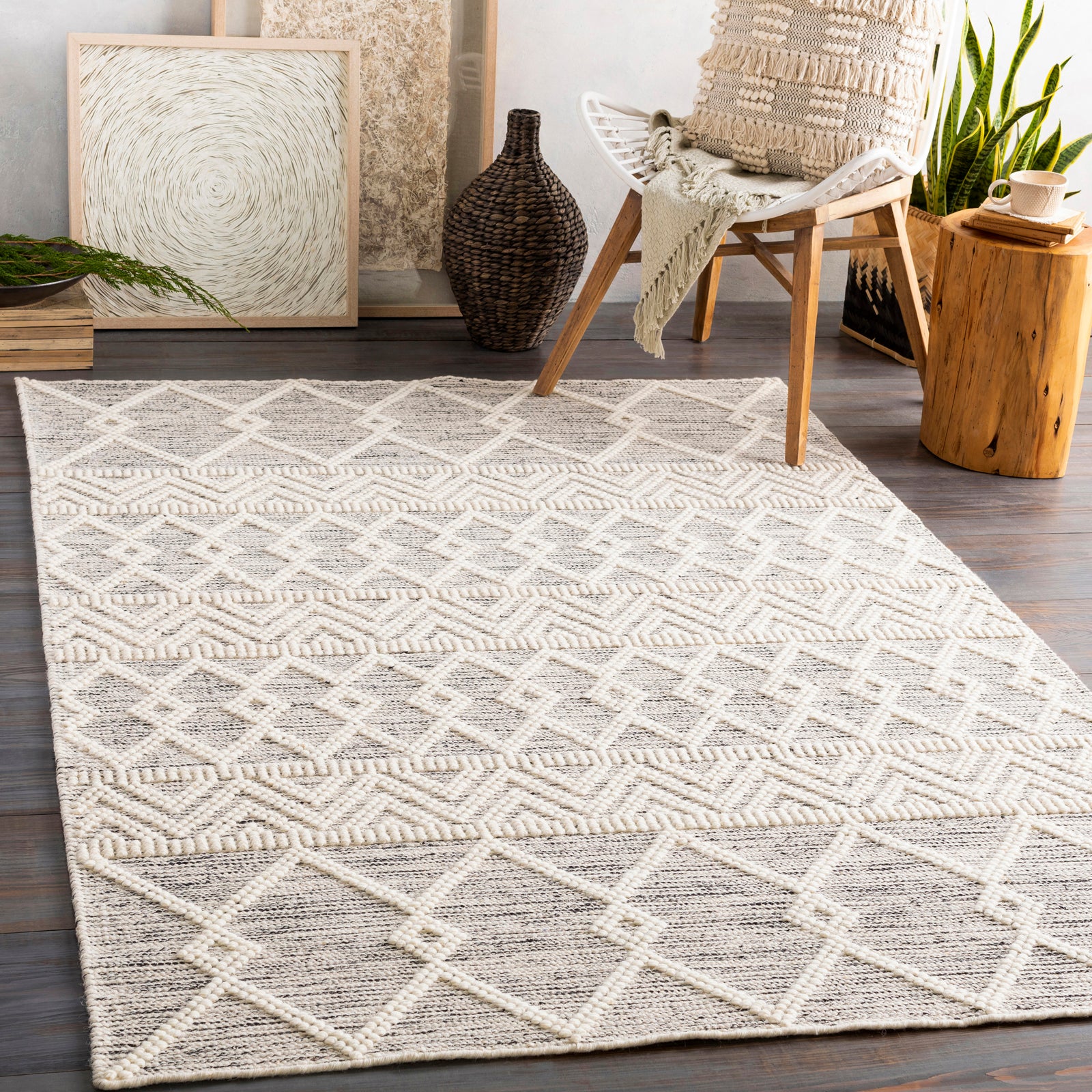 ISHANI Hand-Woven Global Wool Charcoal Runner Rug