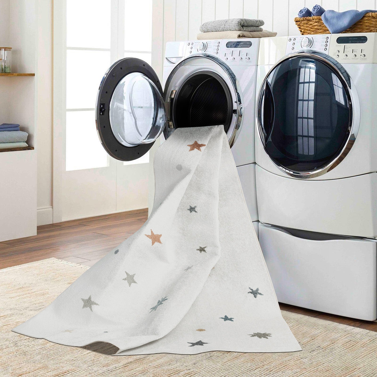 STELLA Machine Washable Kids' Rug