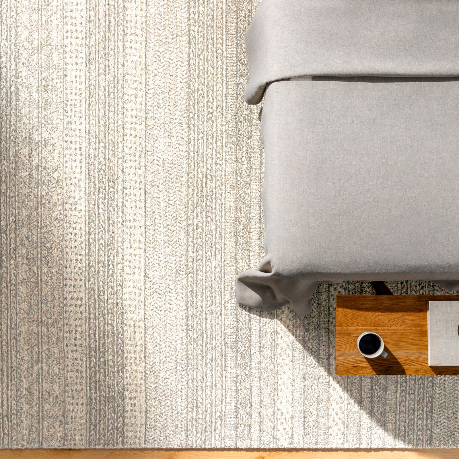 VANIYA Hand-Tufted Global Wool Grey Area Rug