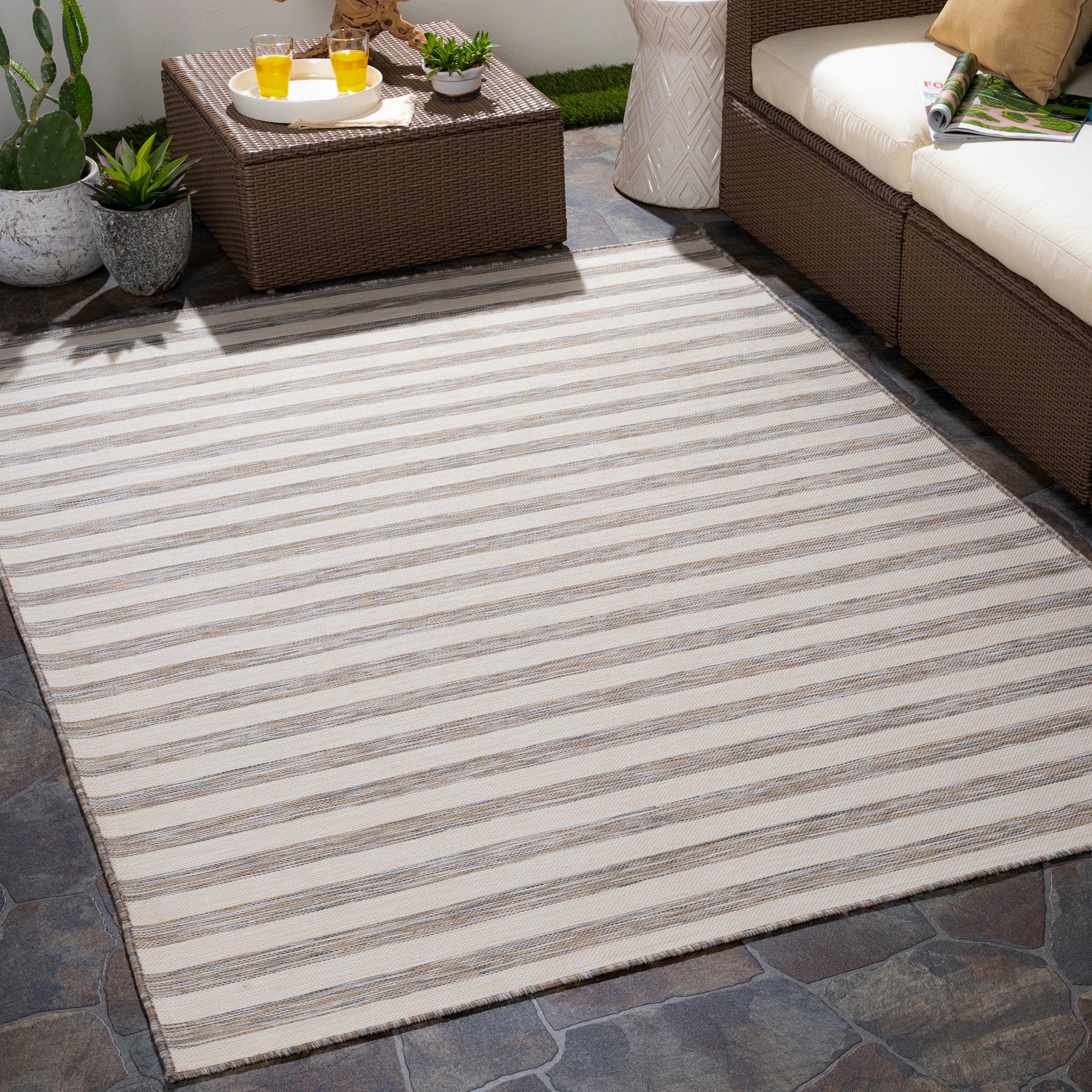 ZAKI In- /Outdoor Striped Area Rug