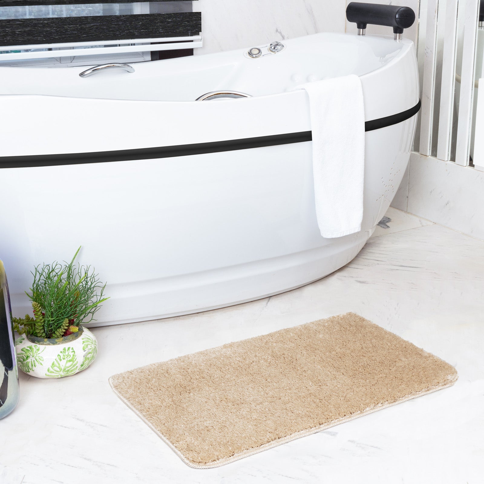 JUNE Machine Washable Anti-Slip Bathroom Area Rug