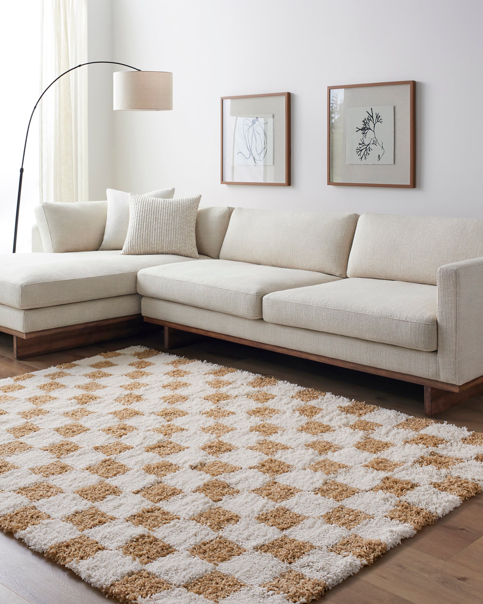 WILLA Modern Shaggy Checkered Area Rug